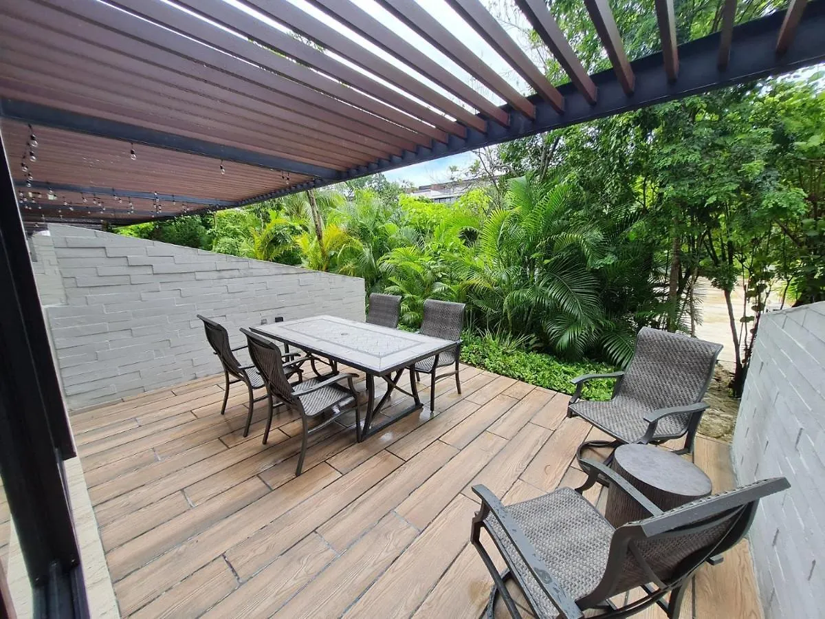 New & Exclusive Apartment In Quiet Playacar Pool Gym Playa del Carmen 0*,